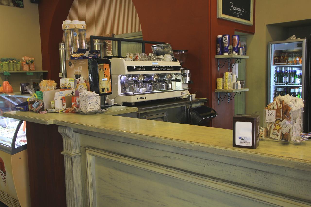 B&B Vitruvio Suites Formia Zewnętrze zdjęcie