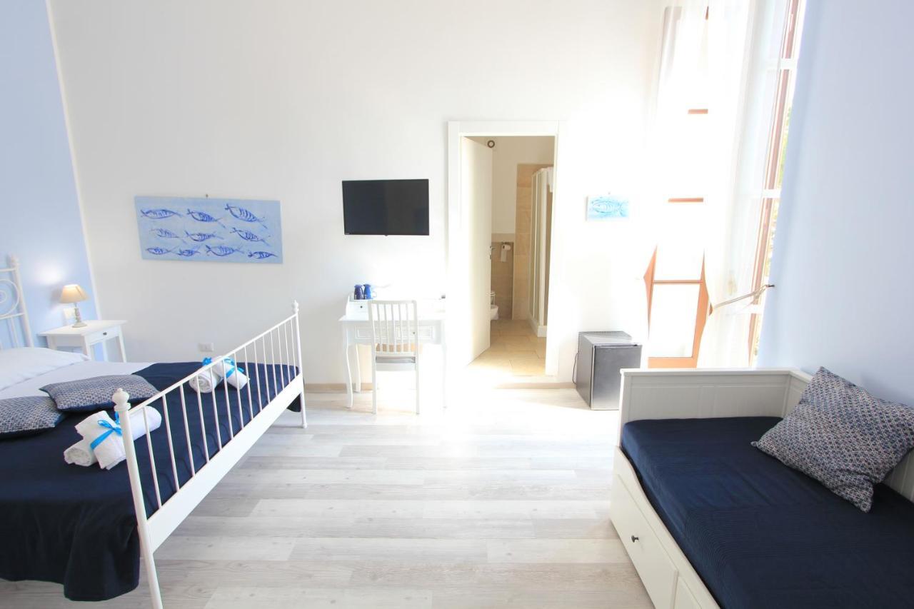 B&B Vitruvio Suites Formia Zewnętrze zdjęcie